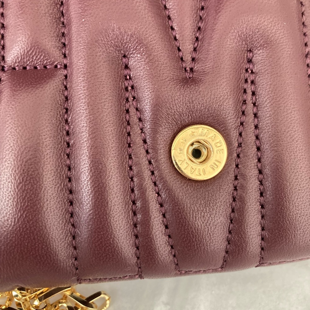 SOLD Moschino Burgundy Crossbody Bag with Gold Chain - Picture 3 of 12